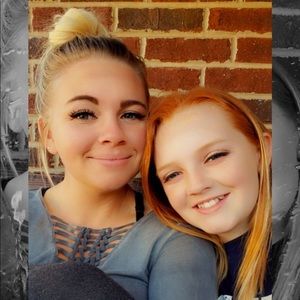 Meet your Posher, Whitney